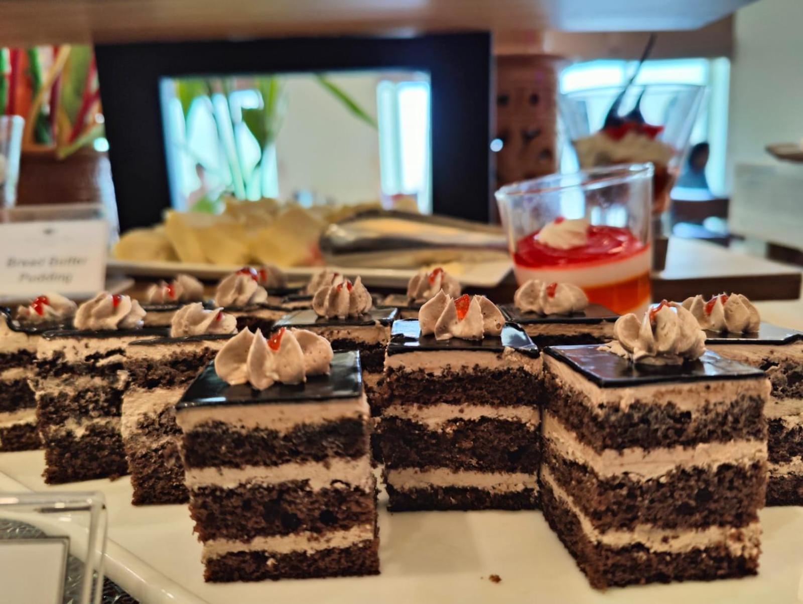 Hotel Grand Park Barishal Kültér fotó