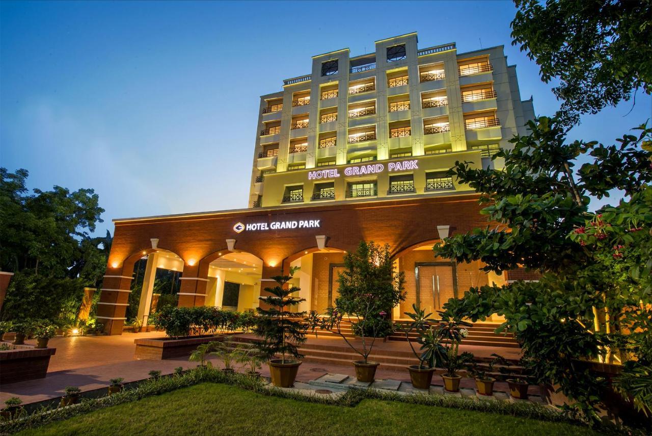 Hotel Grand Park Barishal Kültér fotó